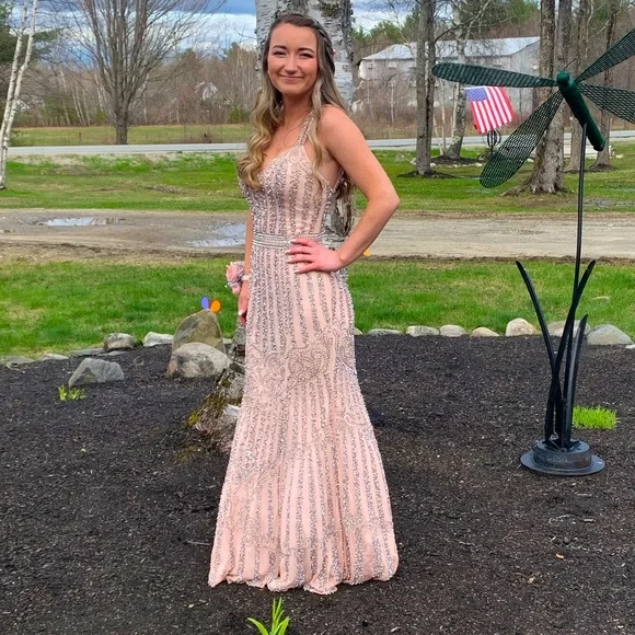 Flair | Dresses | Selling My Prom Dress Only Worn Once  display picture 1